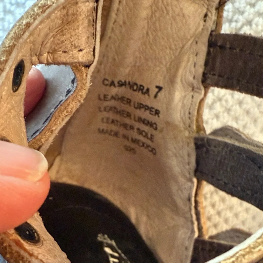 Freebird Casandra Strappy Sandals 7 - Picture 5 of 9